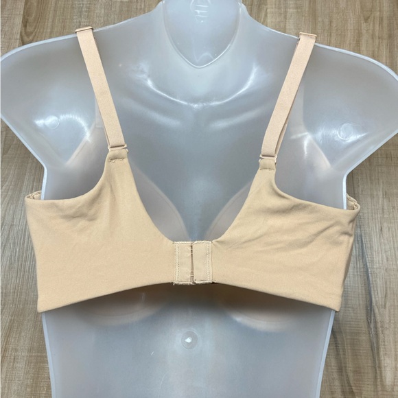 NWT SKIMS Fits Everybody T-Shirt Bra - Picture 2 of 4